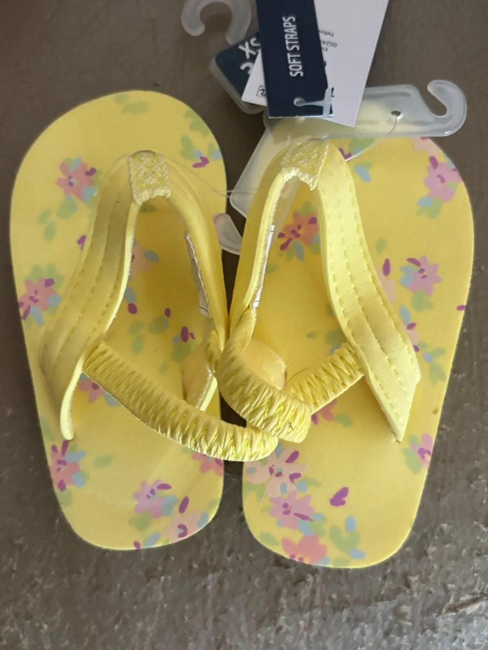 NWT XS 3/4 Oshkosh Yellow/purple  Floral Print slip on Flip-Flops.  Retail 14.99